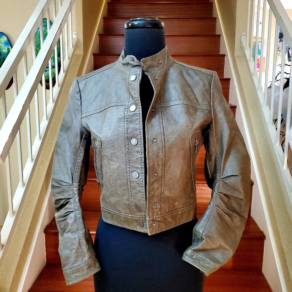 BCBG MAXAZRIA Leather Green Jacket XXS Moto Cropped Slim Fit Button Snap Up
